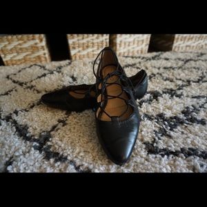 Me Too leather lace up flats